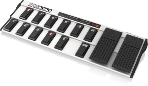 FCB1010_P0089_Right_XL