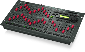 LC2412_P0058_Right_XL