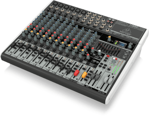 X1832USB_P0A0K_Right_XL