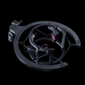 AstonSwiftrecropblack1000x1000